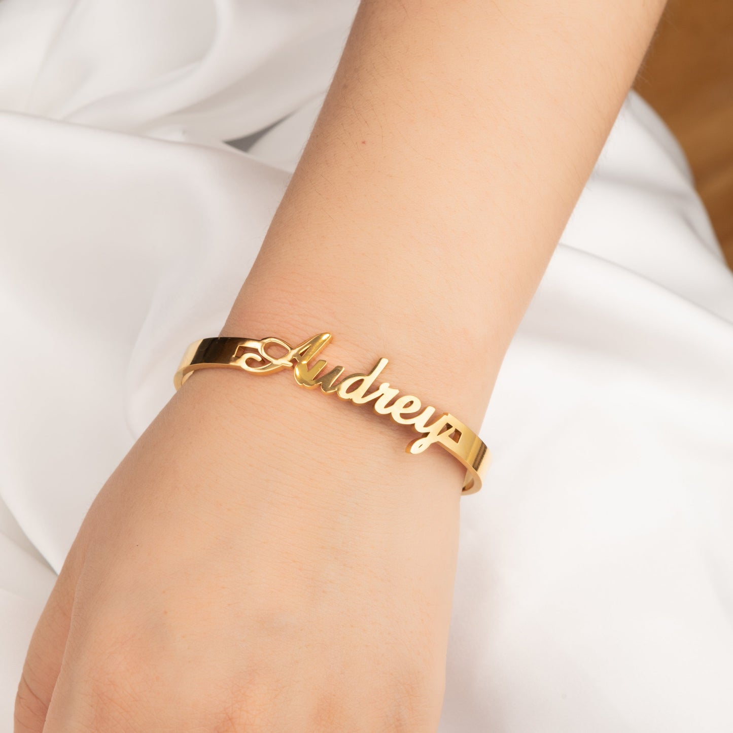 Single Name Open Bangle Bracelet