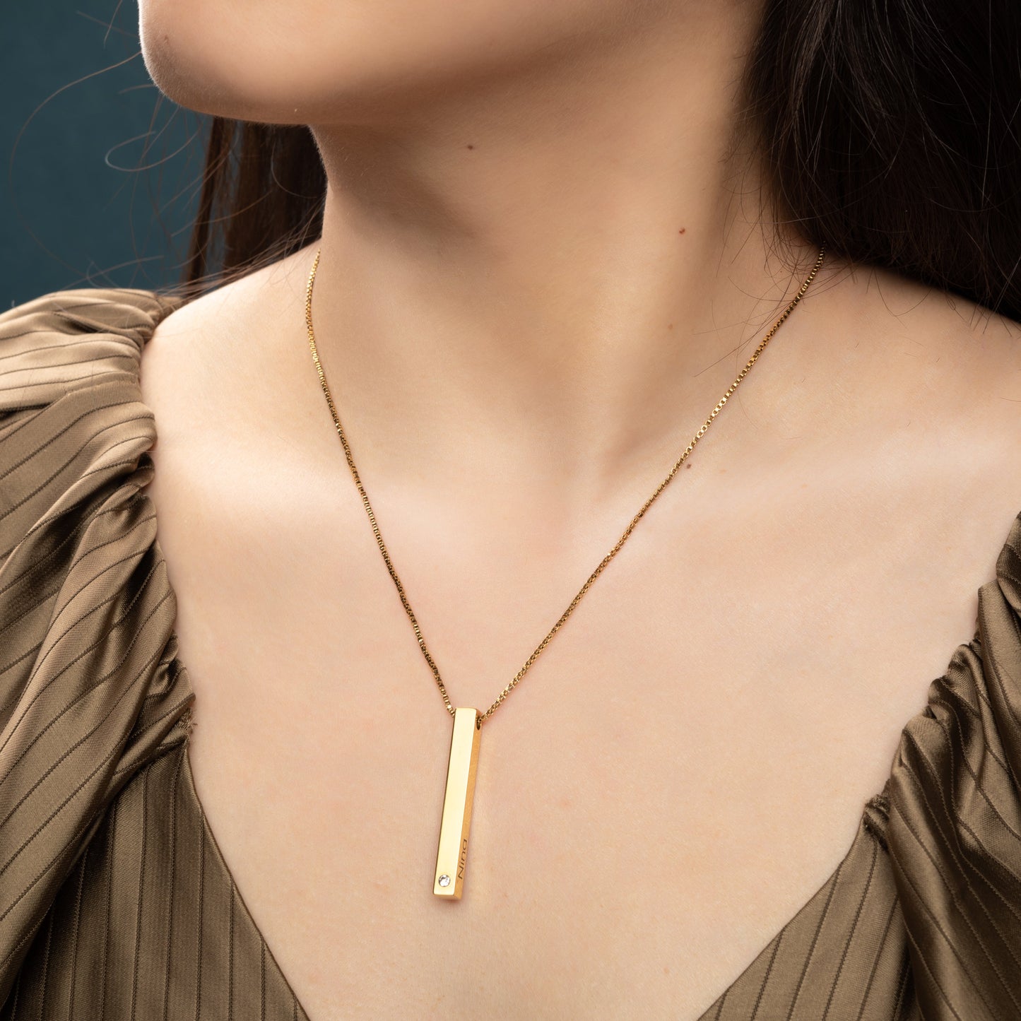 Pillar Bar Pendant with Stone