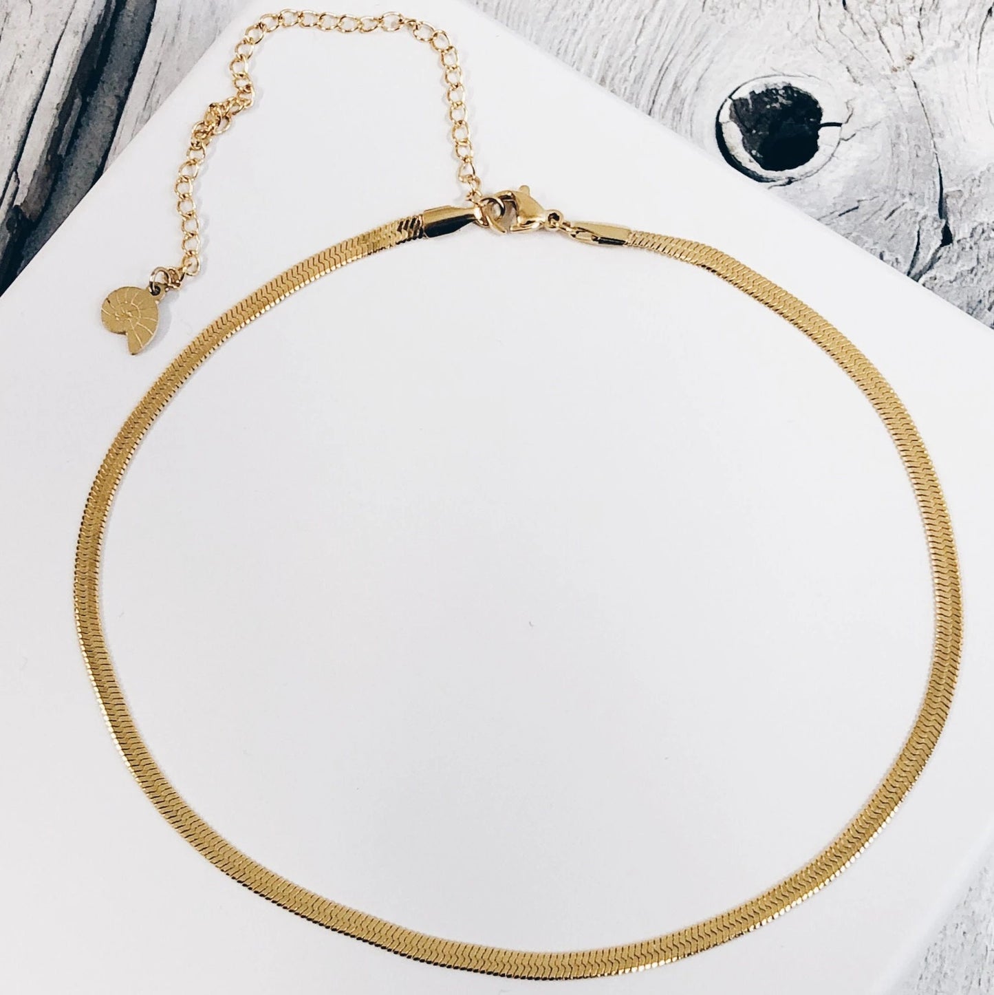 Herringbone Choker Chain With Pendant Layered Necklace